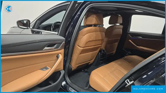 BMW 5 SERIES 520I M SPORT