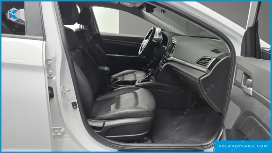 HYUNDAI ELANTRA (AVANTE) 1.6 GDI SMART