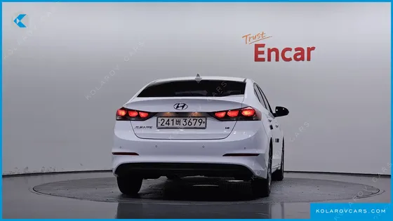 HYUNDAI ELANTRA (AVANTE) 1.6 GDI SMART