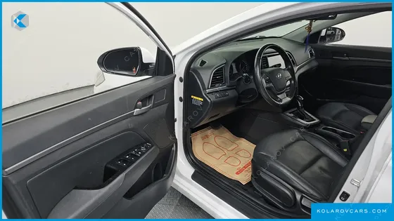 HYUNDAI ELANTRA (AVANTE) 1.6 GDI SMART