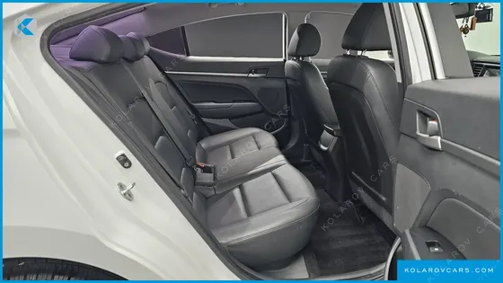 HYUNDAI ELANTRA (AVANTE) 1.6 GDI SMART