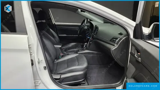 HYUNDAI ELANTRA (AVANTE) 1.6 E-VGT SMART