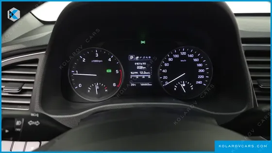 HYUNDAI ELANTRA (AVANTE) 1.6 E-VGT SMART