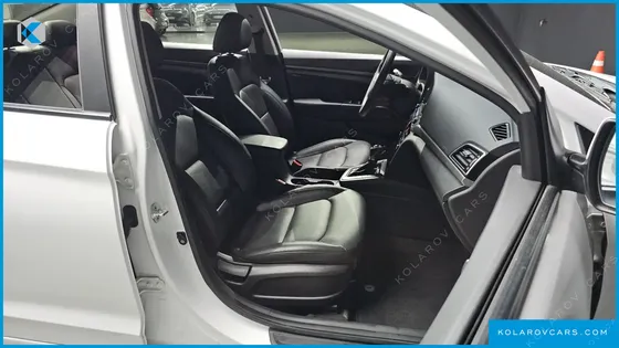HYUNDAI ELANTRA (AVANTE) 1.6 GDI VALUE PLUS