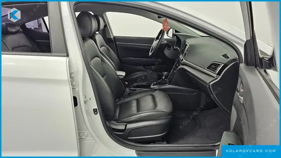 HYUNDAI ELANTRA (AVANTE) 1.6 GDI VALUE PLUS