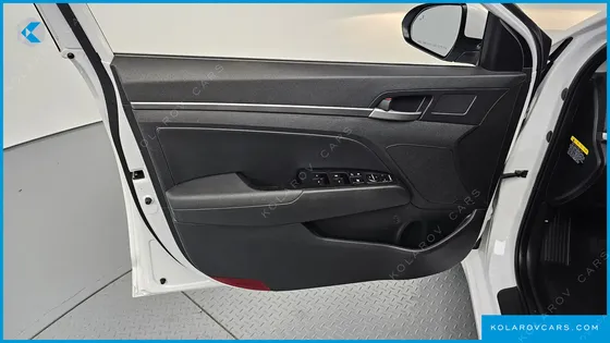 HYUNDAI ELANTRA (AVANTE) 1.6 GDI VALUE PLUS