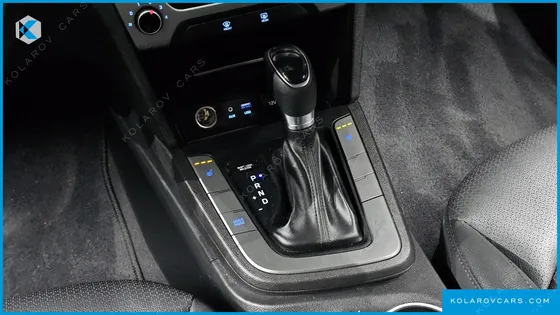 HYUNDAI ELANTRA (AVANTE) 1.6 GDI VALUE PLUS