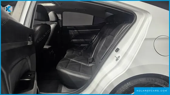 HYUNDAI ELANTRA (AVANTE) 1.6 GDI SMART