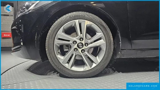 HYUNDAI ELANTRA (AVANTE) 1.6 GDI VALUE PLUS
