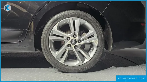 HYUNDAI ELANTRA (AVANTE) 1.6 GDI VALUE PLUS