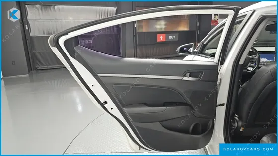 HYUNDAI ELANTRA (AVANTE) 1.6 GDI MODERN