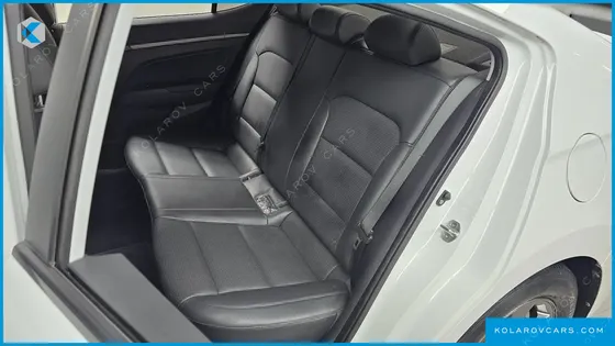 HYUNDAI ELANTRA (AVANTE) 1.6 GDI SMART
