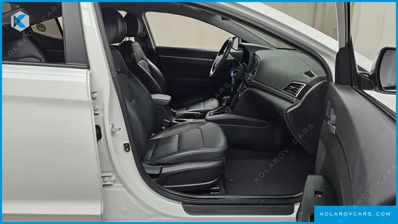 HYUNDAI ELANTRA (AVANTE) 1.6 GDI SMART