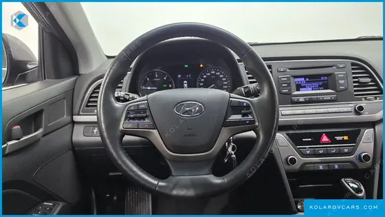HYUNDAI ELANTRA (AVANTE) 1.6 E-VGT SMART