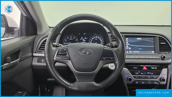 HYUNDAI ELANTRA (AVANTE) 1.6 LPI SMART (RENTAL CAR)