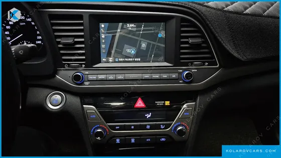 HYUNDAI ELANTRA (AVANTE) 1.6 GDI SMART
