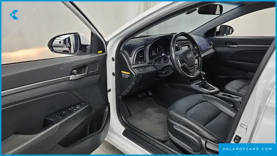 HYUNDAI ELANTRA (AVANTE) 1.6 GDI SMART