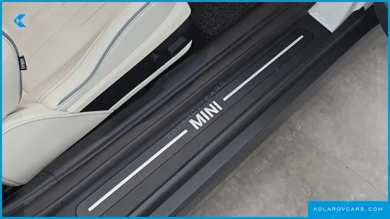 MINI COOPER SE FAVOURED