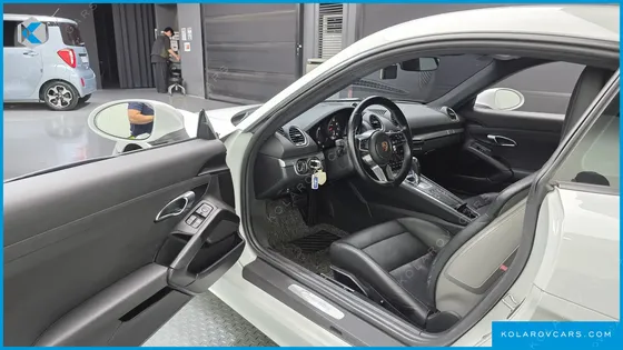 PORSCHE 718 2.0