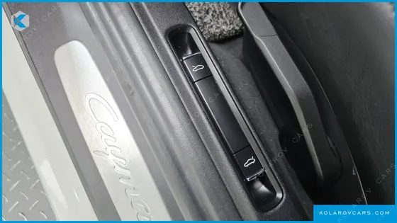 PORSCHE 718 2.0