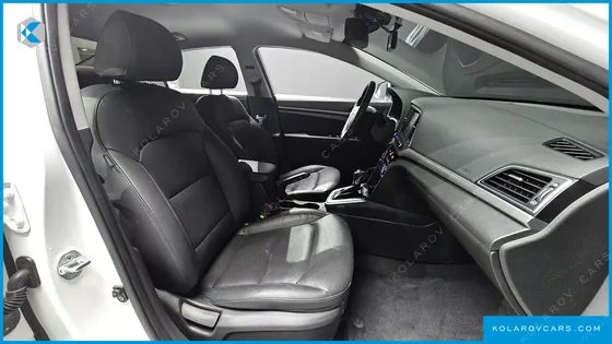 HYUNDAI ELANTRA (AVANTE) 1.6 GDI SMART