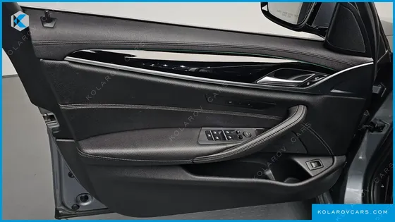 BMW 5 SERIES 520I LUXURY
