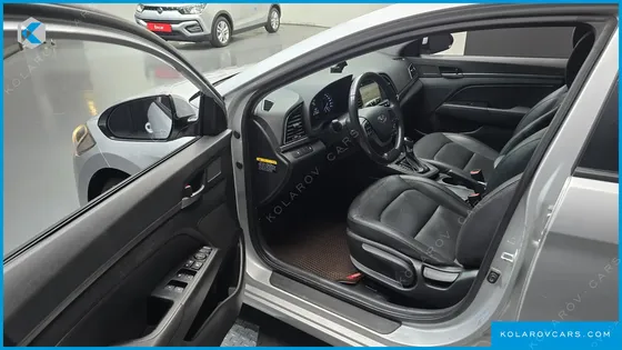 HYUNDAI ELANTRA (AVANTE) 1.6 GDI SMART