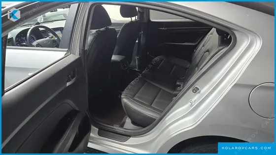 HYUNDAI ELANTRA (AVANTE) 1.6 GDI SMART