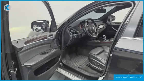 BMW X6 50I