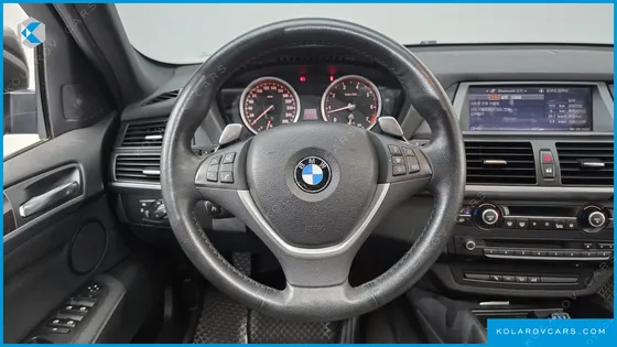 BMW X6 50I