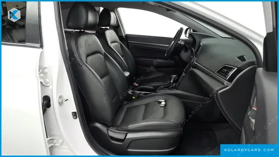 HYUNDAI ELANTRA (AVANTE) 1.6 GDI VALUE PLUS