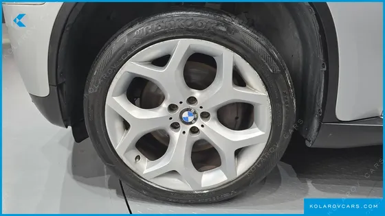 BMW X6 50I