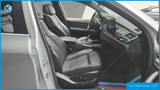 BMW X6 50I