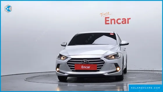 HYUNDAI ELANTRA (AVANTE) 1.6 GDI SMART