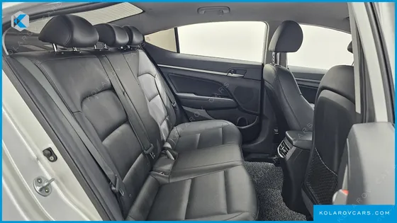 HYUNDAI ELANTRA (AVANTE) 1.6 GDI SMART