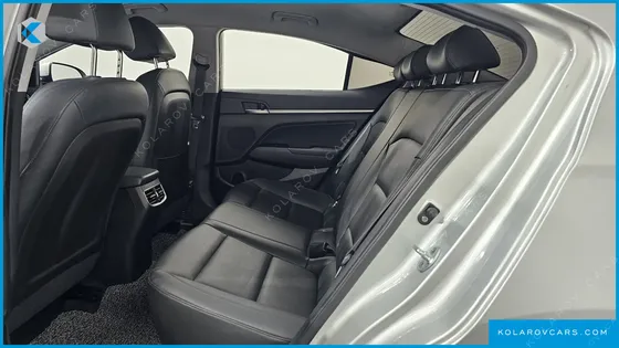 HYUNDAI ELANTRA (AVANTE) 1.6 GDI SMART