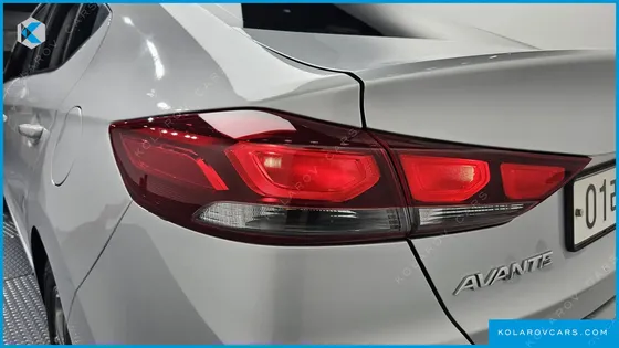 HYUNDAI ELANTRA (AVANTE) 1.6 GDI SMART