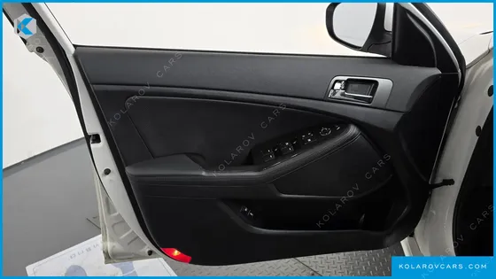 KIA K5 2.0 DELUXE