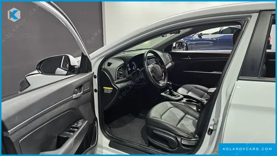 HYUNDAI ELANTRA (AVANTE) 1.6 GDI SMART