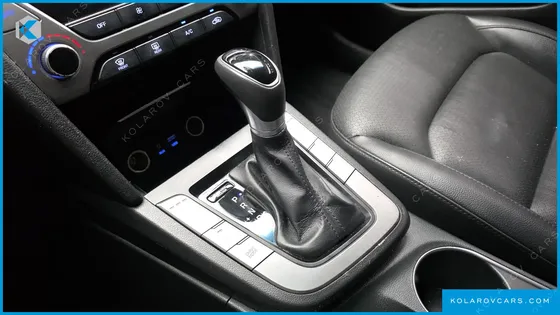HYUNDAI ELANTRA (AVANTE) 1.6 GDI SMART