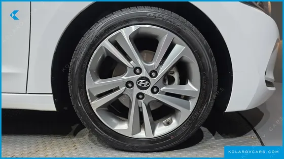 HYUNDAI ELANTRA (AVANTE) 1.6 GDI VALUE PLUS