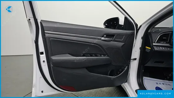 HYUNDAI ELANTRA (AVANTE) 1.6 GDI VALUE PLUS