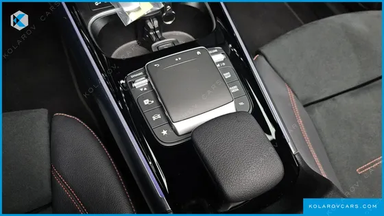 MERCEDES GLA-CLASS GLA250 4MATIC