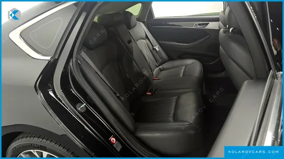 HYUNDAI GENESIS G330 MODERN
