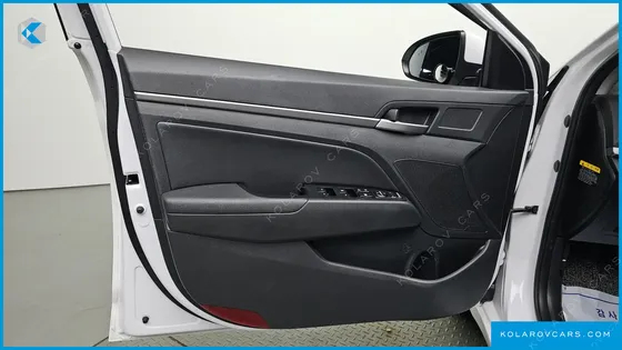 HYUNDAI ELANTRA (AVANTE) 1.6 GDI VALUE PLUS