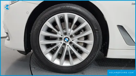 BMW 5 SERIES 530I XDRIVE LUXURY PLUS