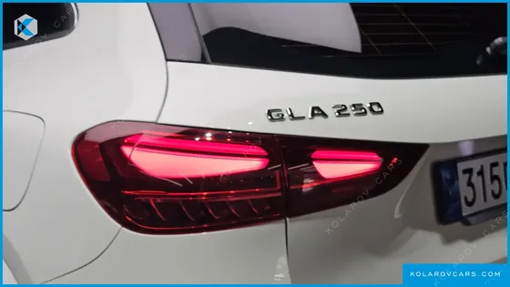 MERCEDES GLA-CLASS GLA250 4MATIC
