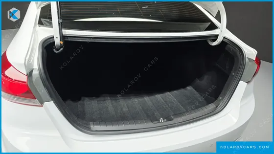 HYUNDAI ELANTRA (AVANTE) 1.6 GDI VALUE PLUS