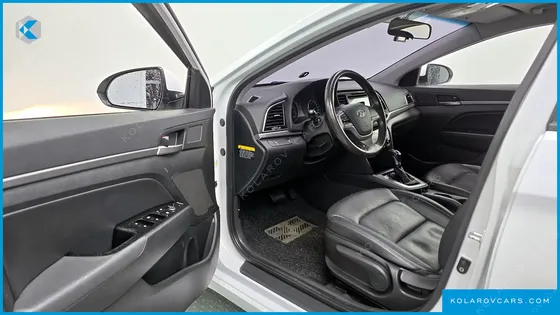 HYUNDAI ELANTRA (AVANTE) 1.6 GDI SMART