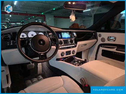 ROLLS ROYCE GHOST 6.6 EWB V12